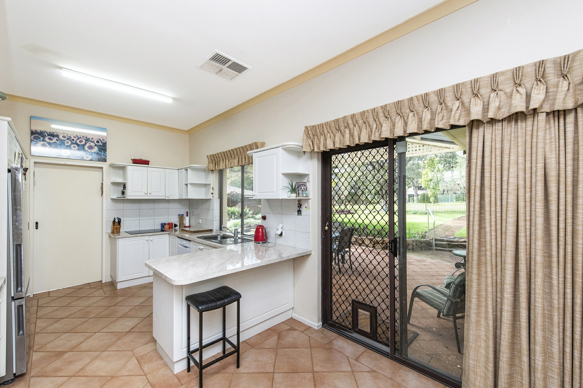 101 Regency Drive, THORNLIE