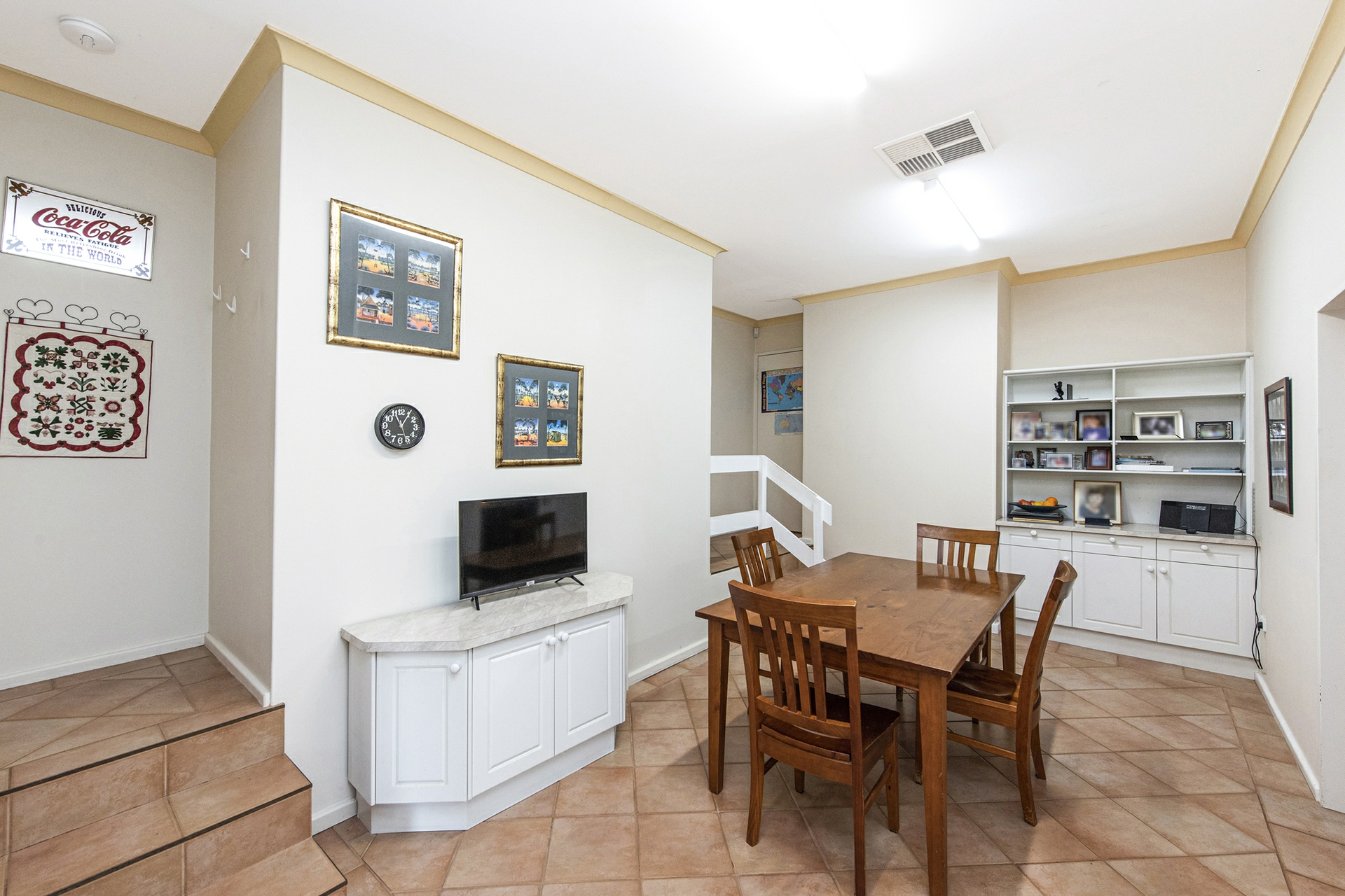 101 Regency Drive, THORNLIE