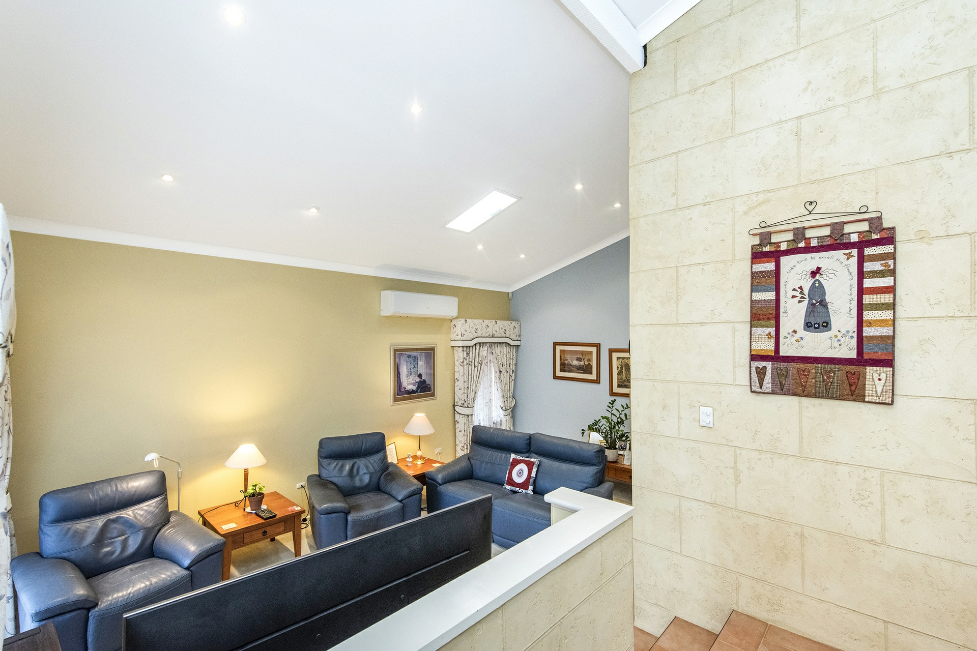 101 Regency Drive, THORNLIE