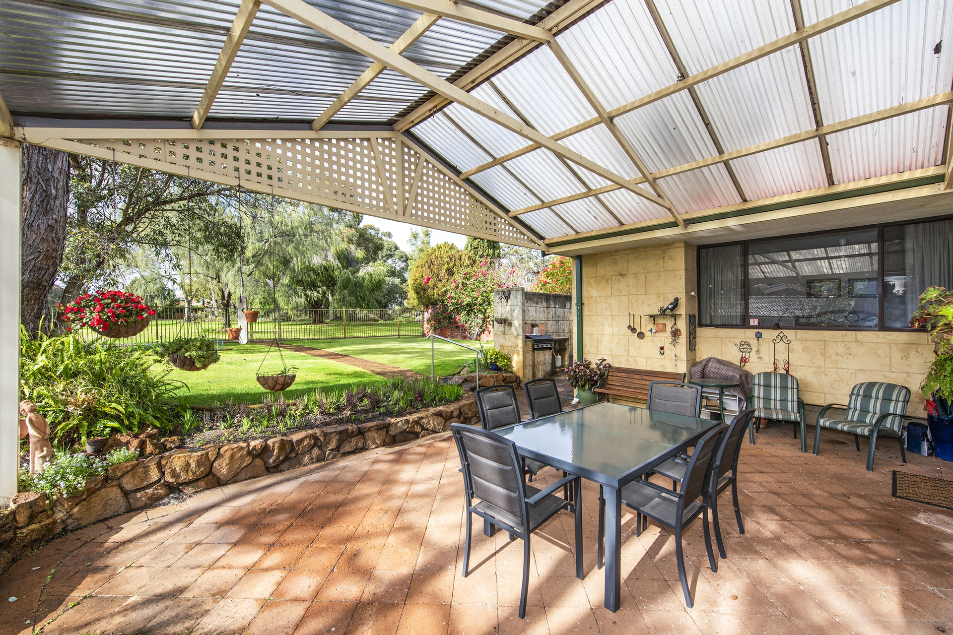 101 Regency Drive, THORNLIE