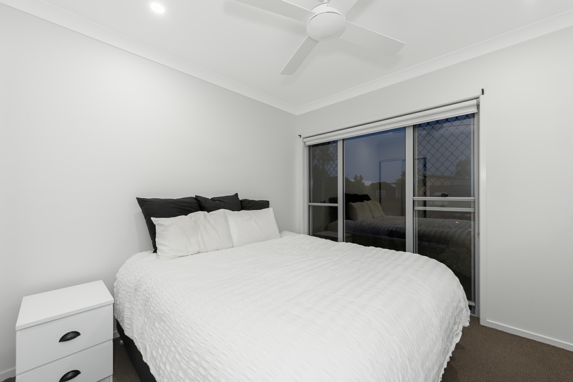 6 Hoop Pine Circuit, COOMERA