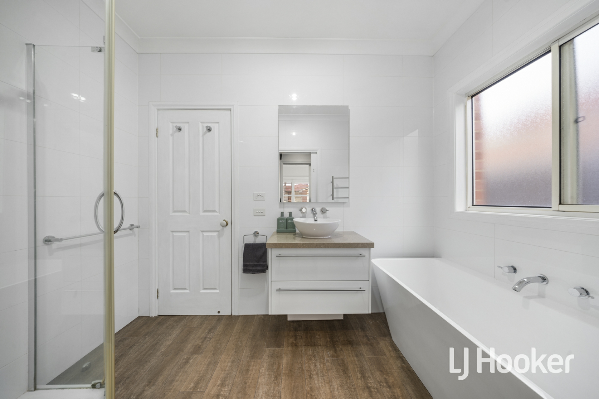 45 Lancaster Drive, POINT COOK