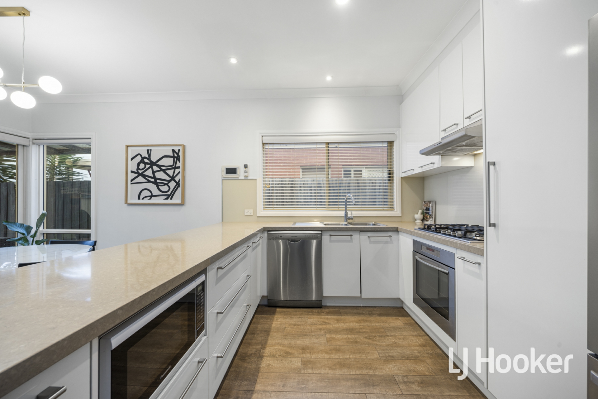 45 Lancaster Drive, POINT COOK