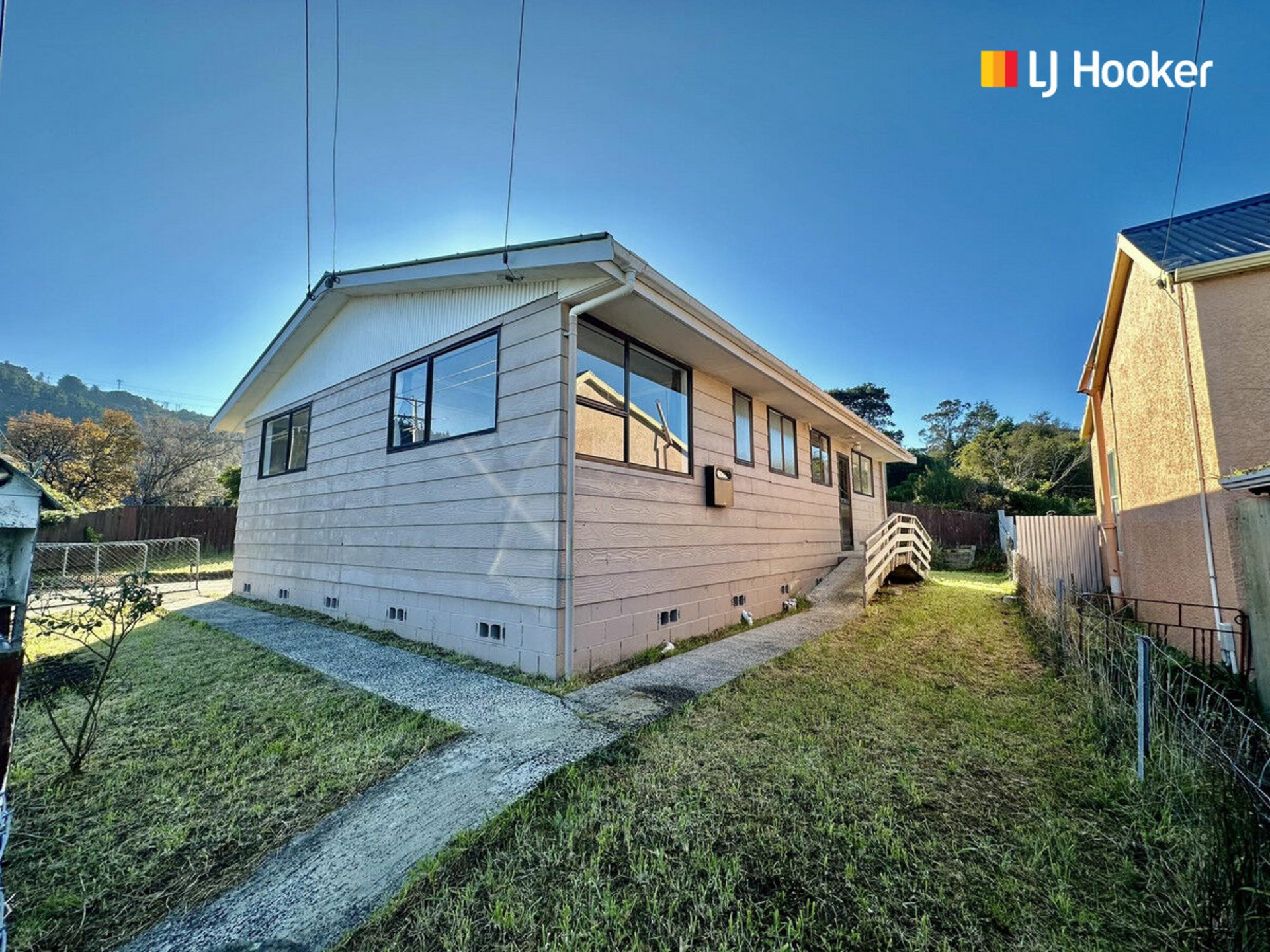 33 Wickliffe Terrace, PORT CHALMERS