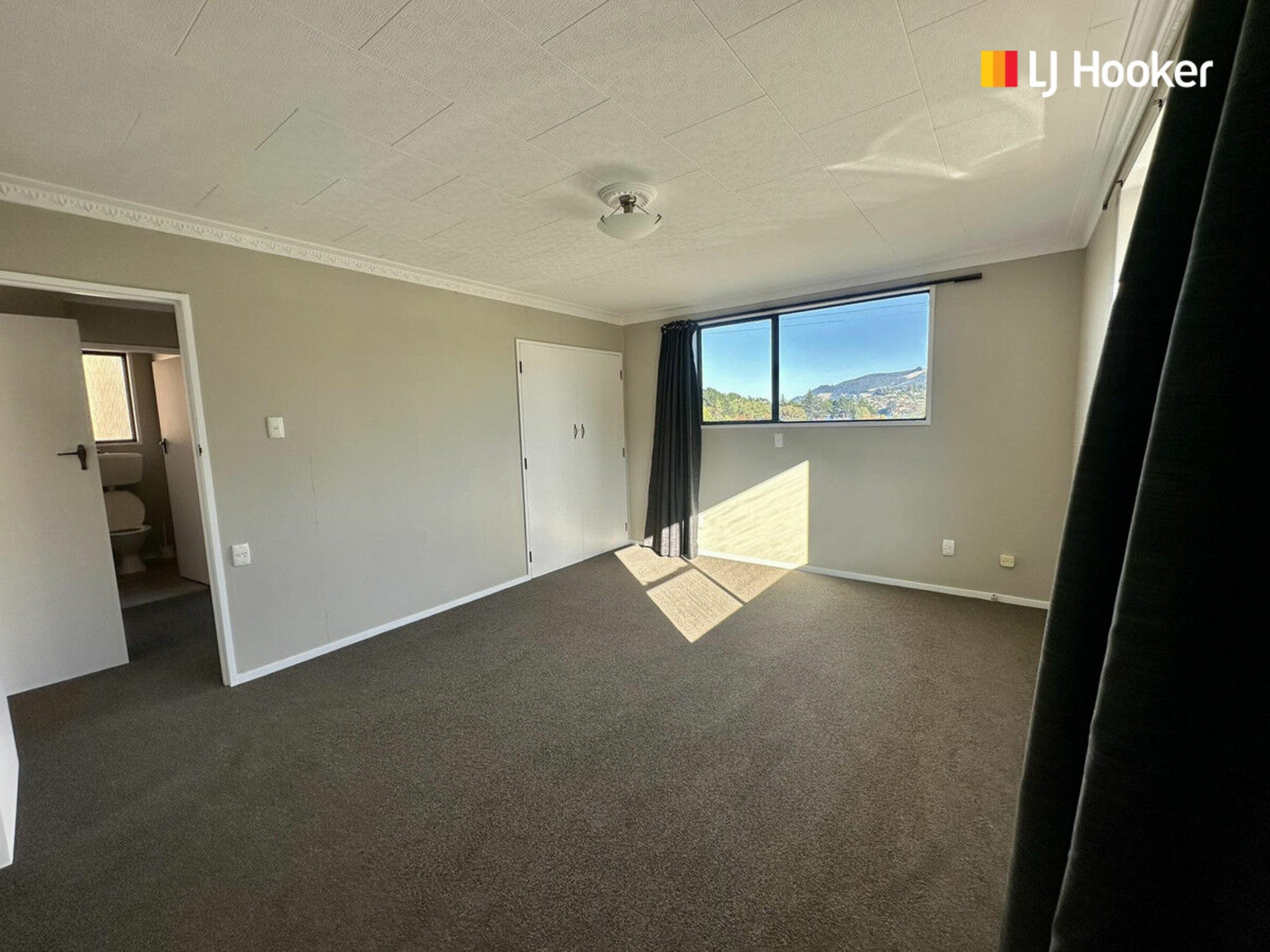 33 Wickliffe Terrace, PORT CHALMERS