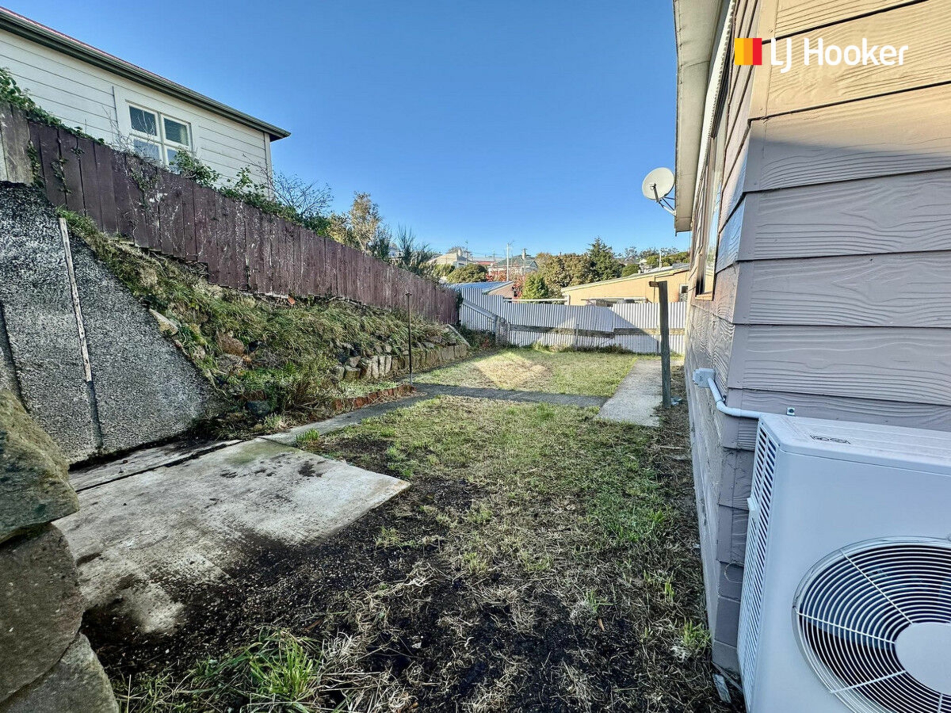 33 Wickliffe Terrace, PORT CHALMERS