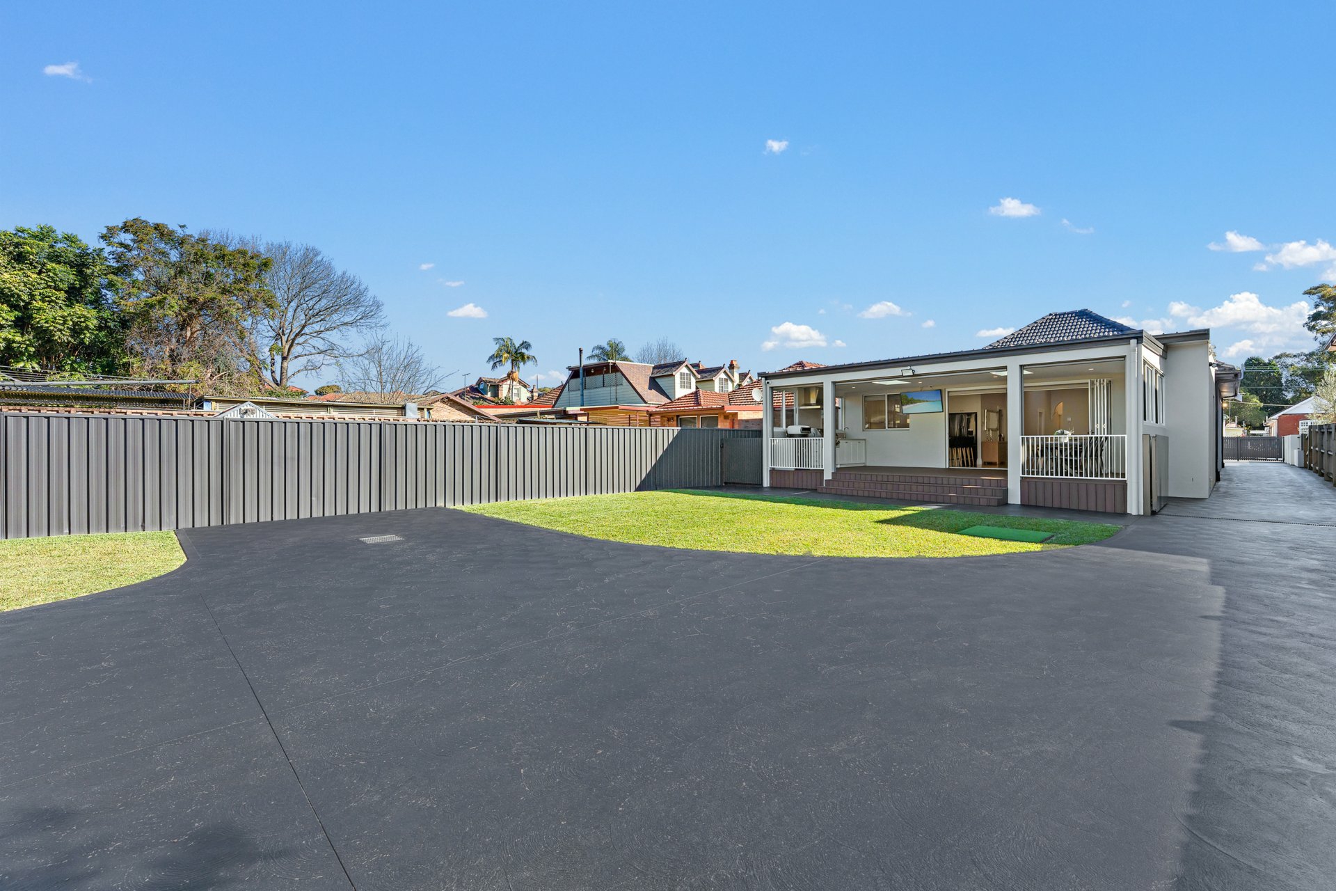 10 Robinson Street, CROYDON