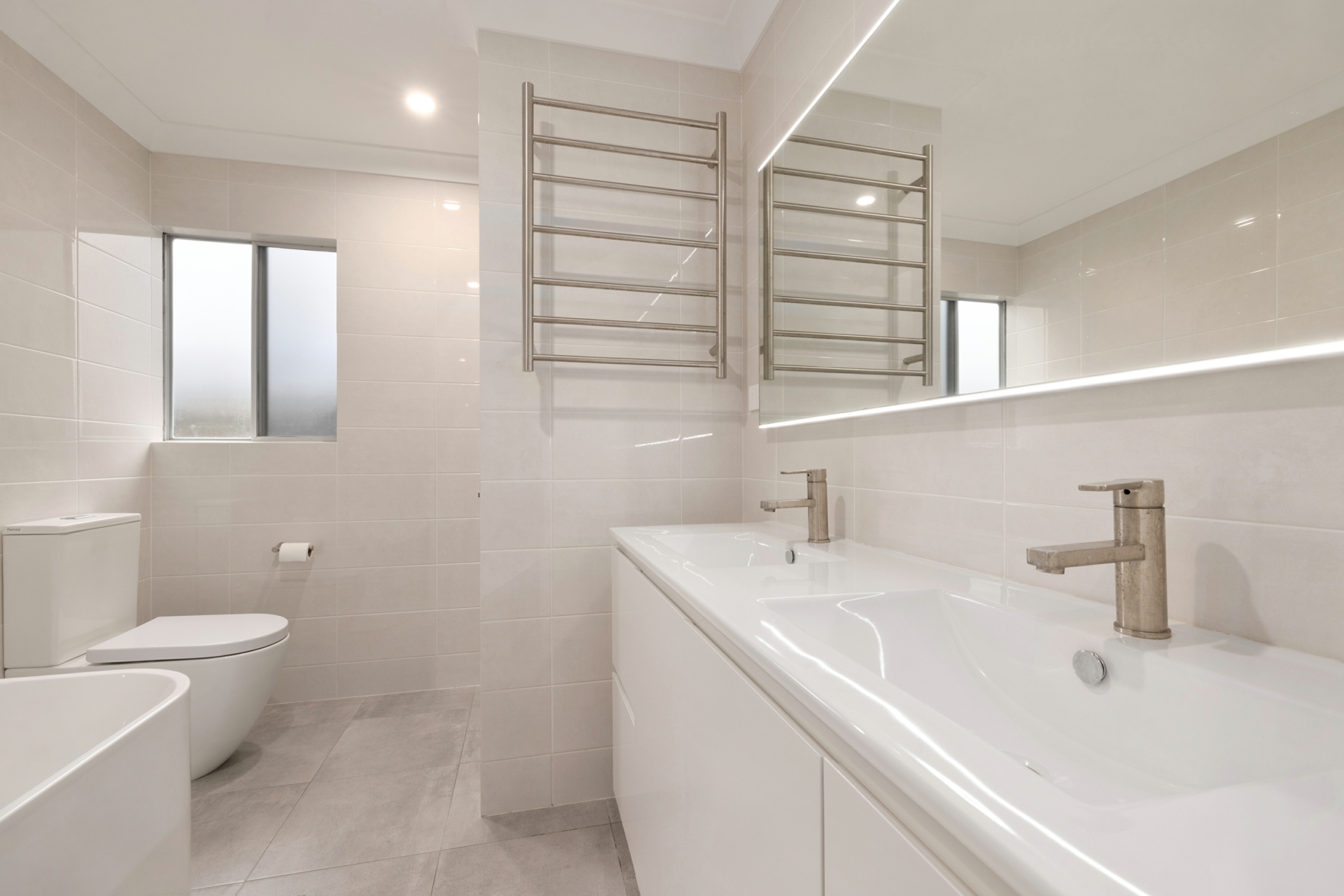 5 Minmai Road, Mona Vale
