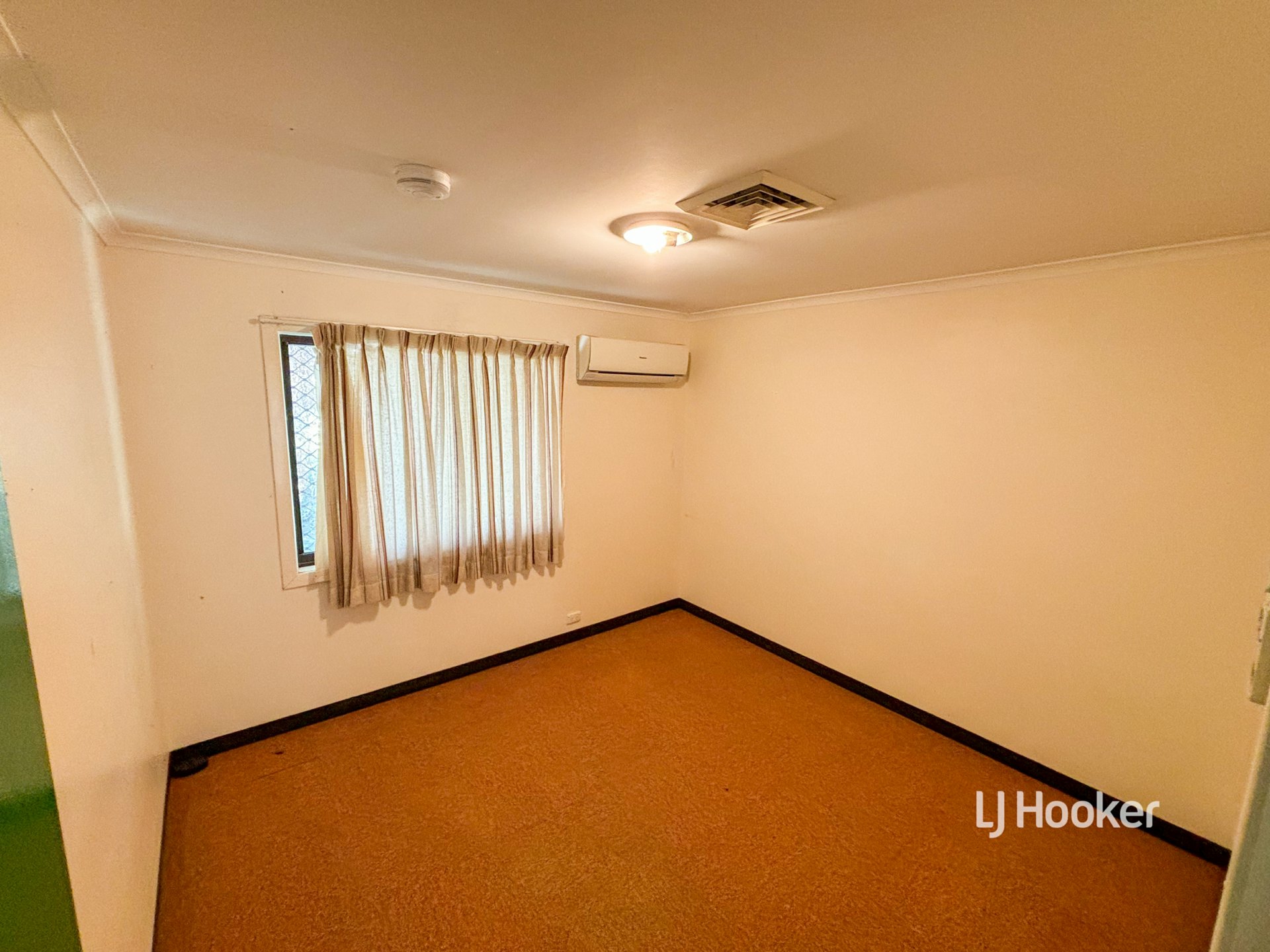 41 Cambridge street, MITCHELL
