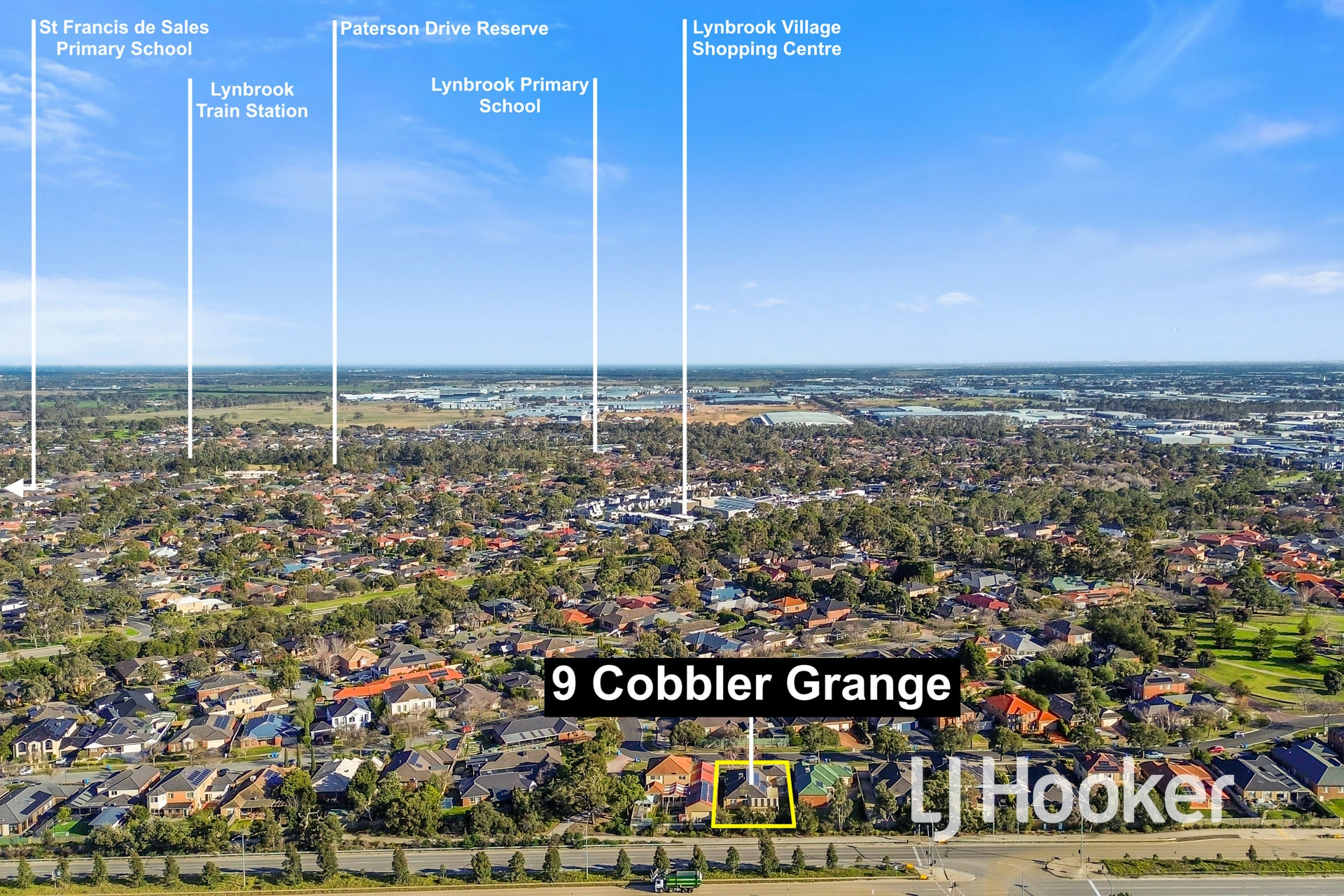 9 Cobbler Grange, LYNBROOK