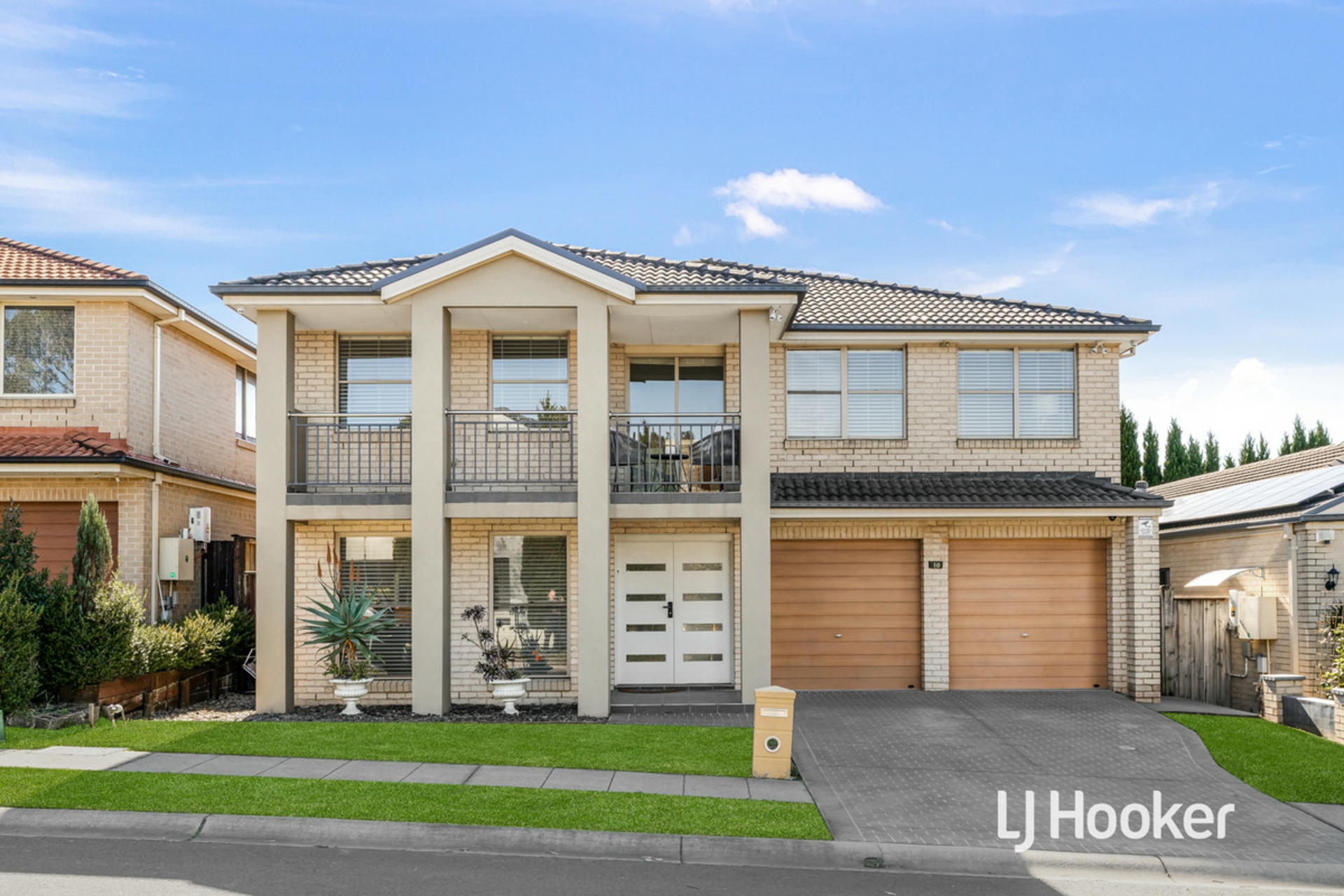 10 Hartfield Street, STANHOPE GARDENS
