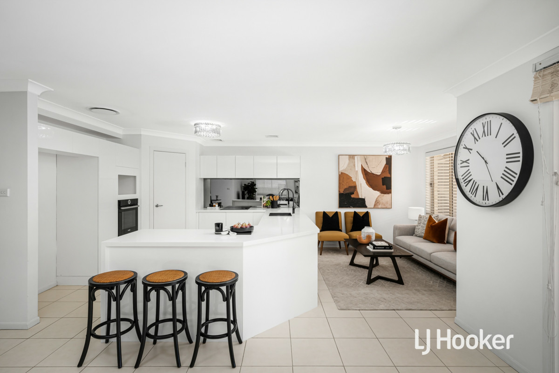 10 Hartfield Street, STANHOPE GARDENS