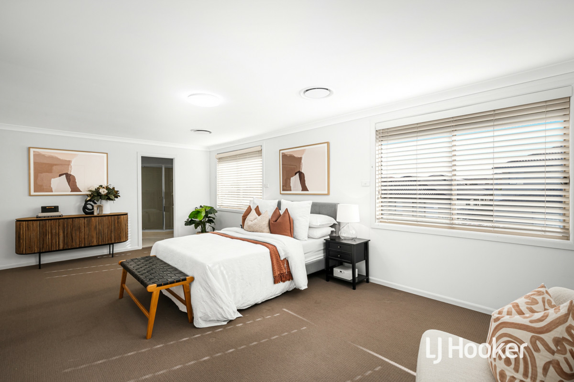 10 Hartfield Street, STANHOPE GARDENS