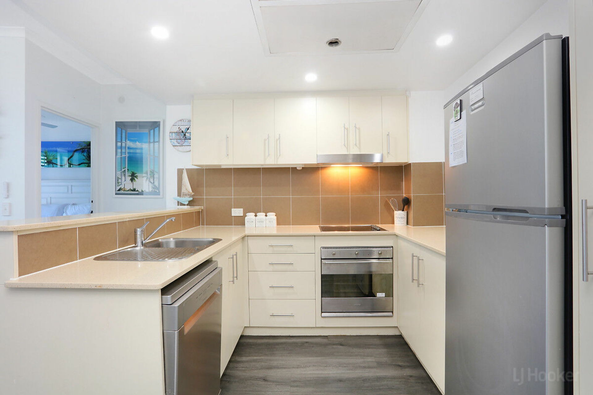 1109/1 Ocean Street, BURLEIGH HEADS