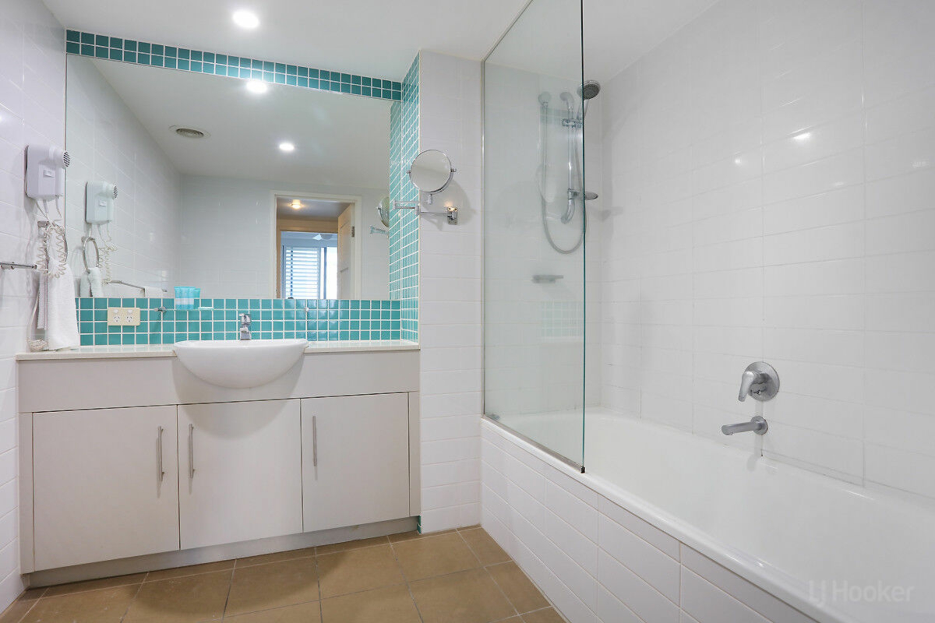 1109/1 Ocean Street, BURLEIGH HEADS