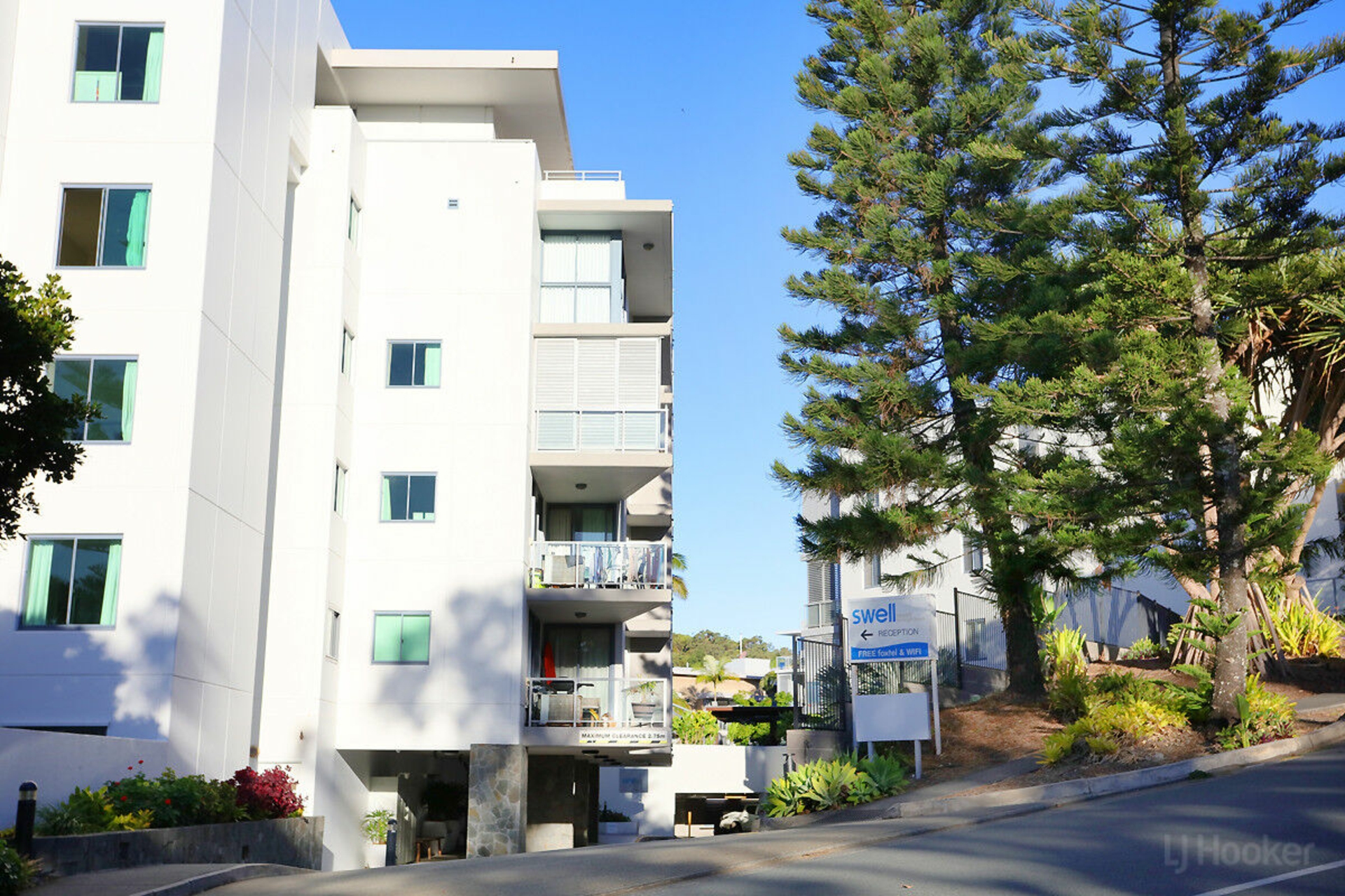 1109/1 Ocean Street, BURLEIGH HEADS