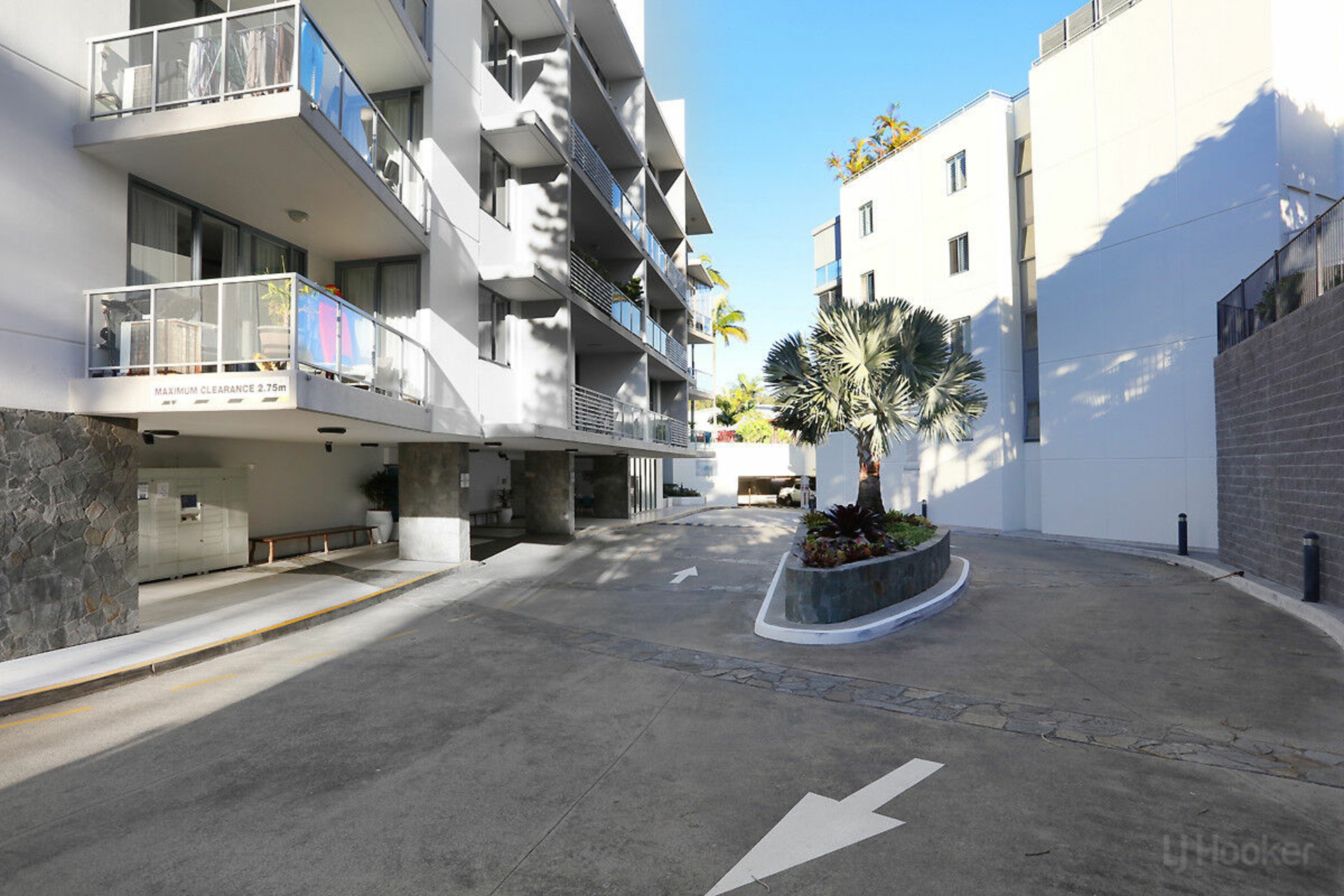 1109/1 Ocean Street, BURLEIGH HEADS