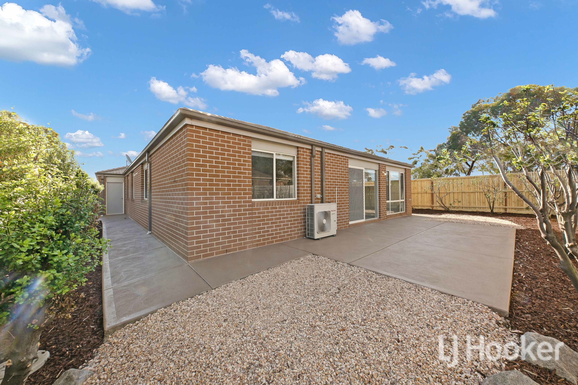 74 Fairhaven Boulevard, Melton West