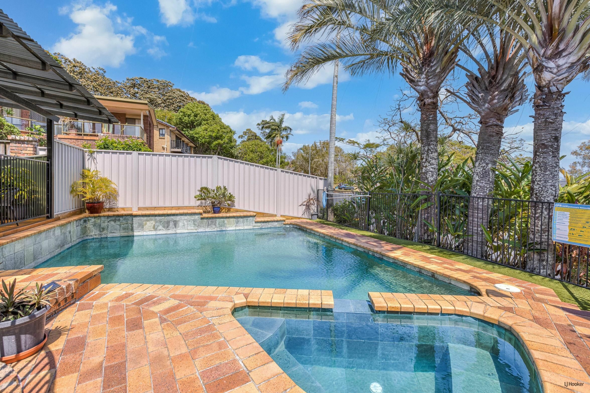 22 Widgee Avenue, Banora Point