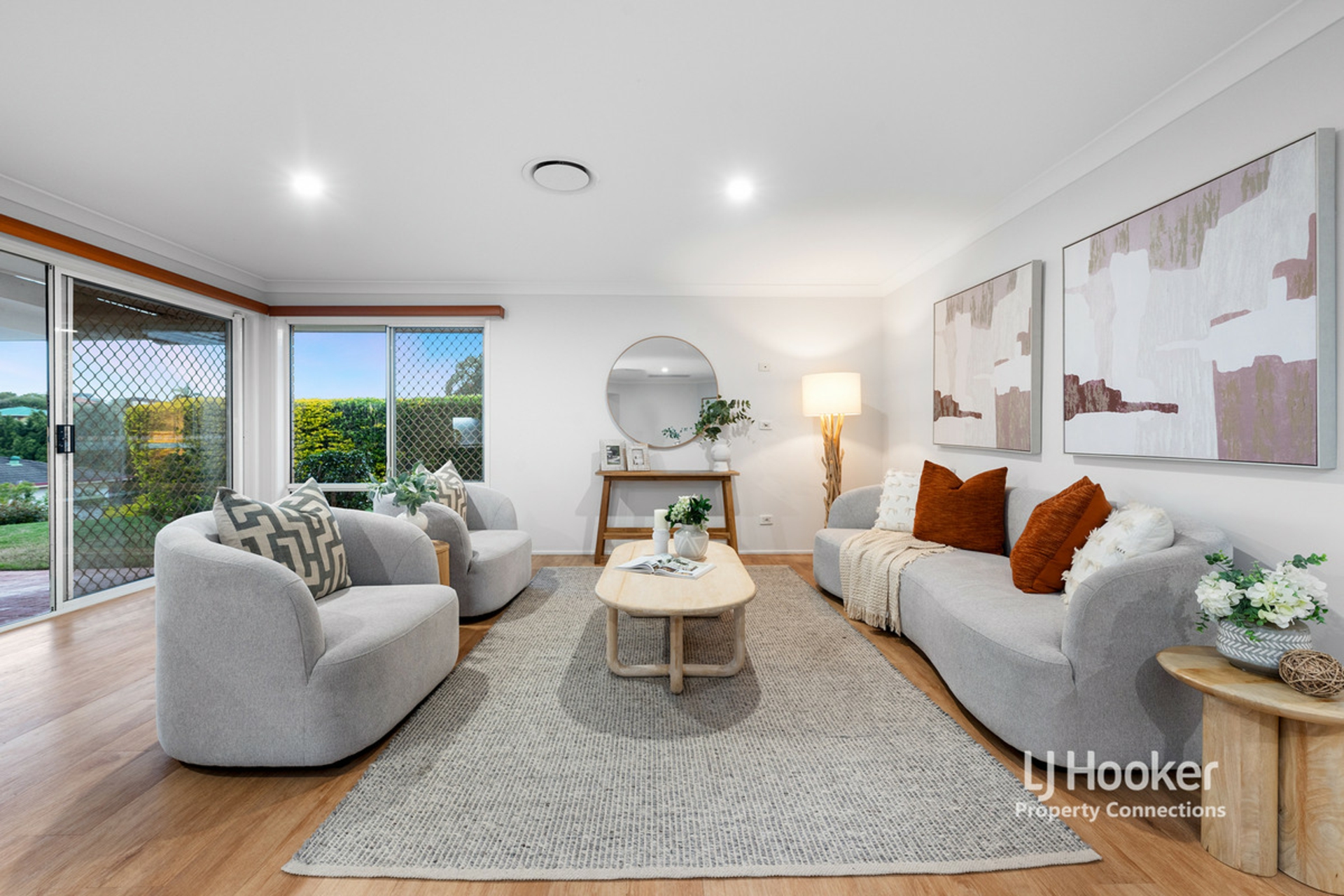 9 Diana Court, EATONS HILL