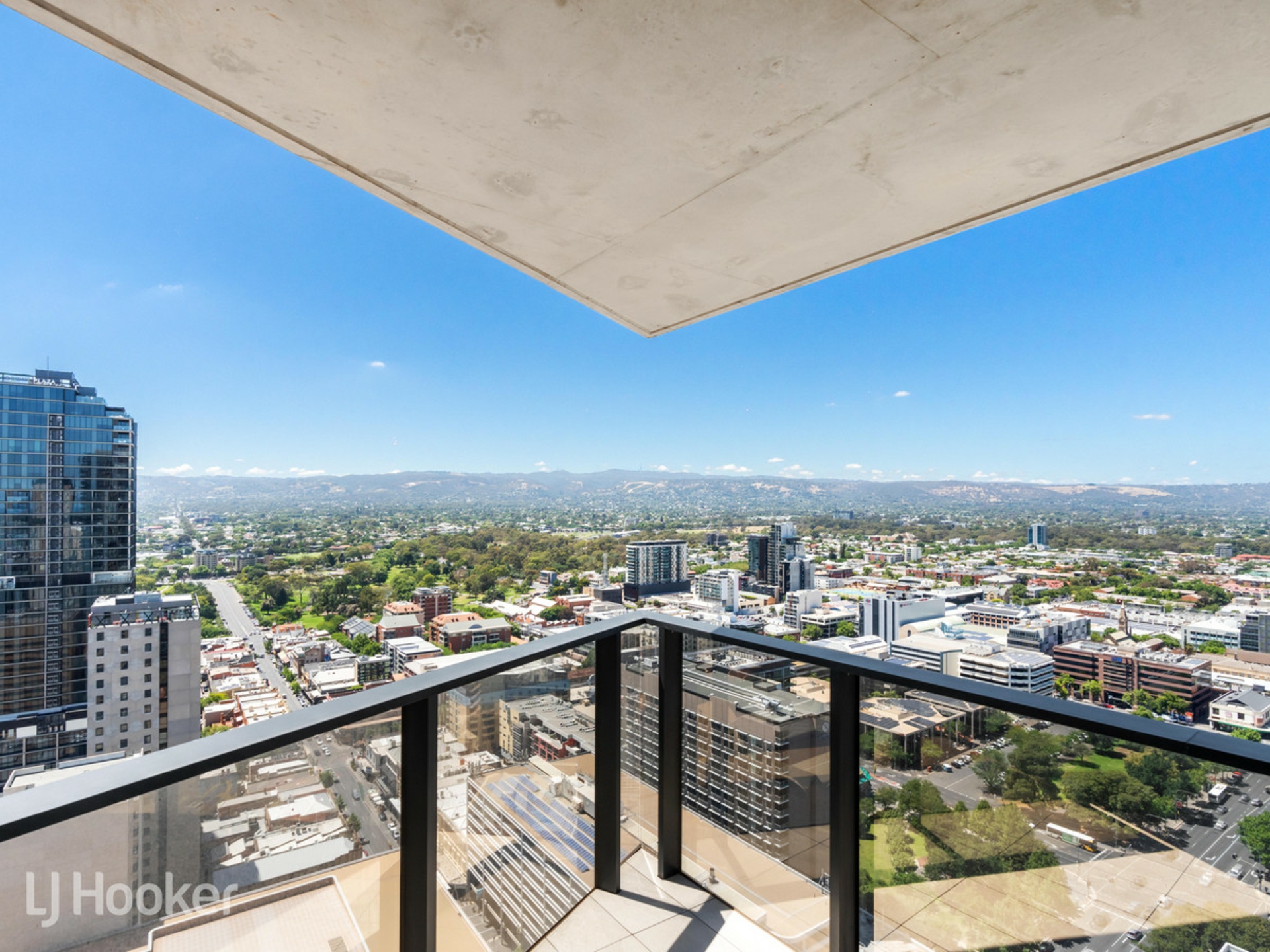 3106/17 Austin Street, ADELAIDE