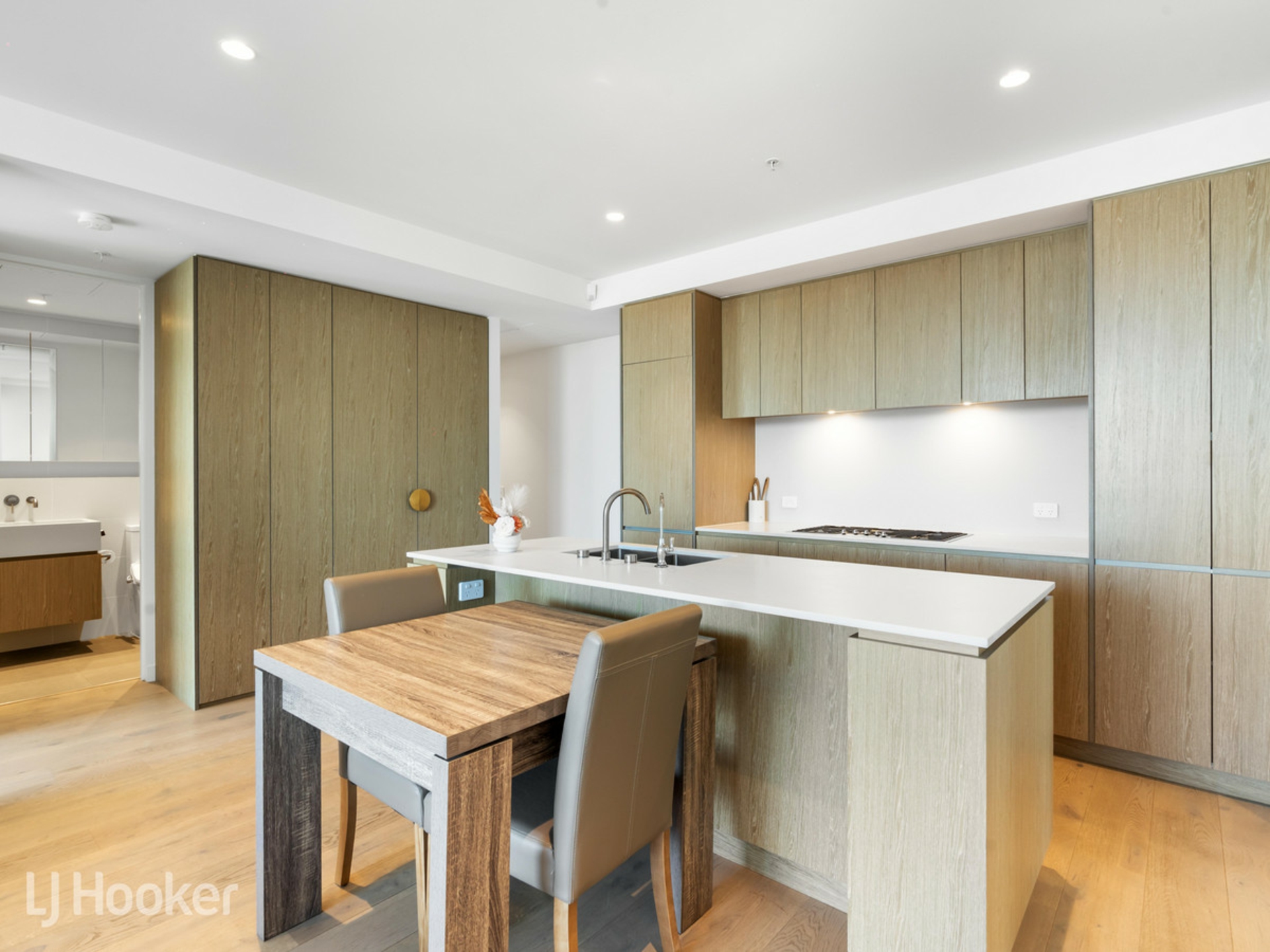3106/17 Austin Street, ADELAIDE