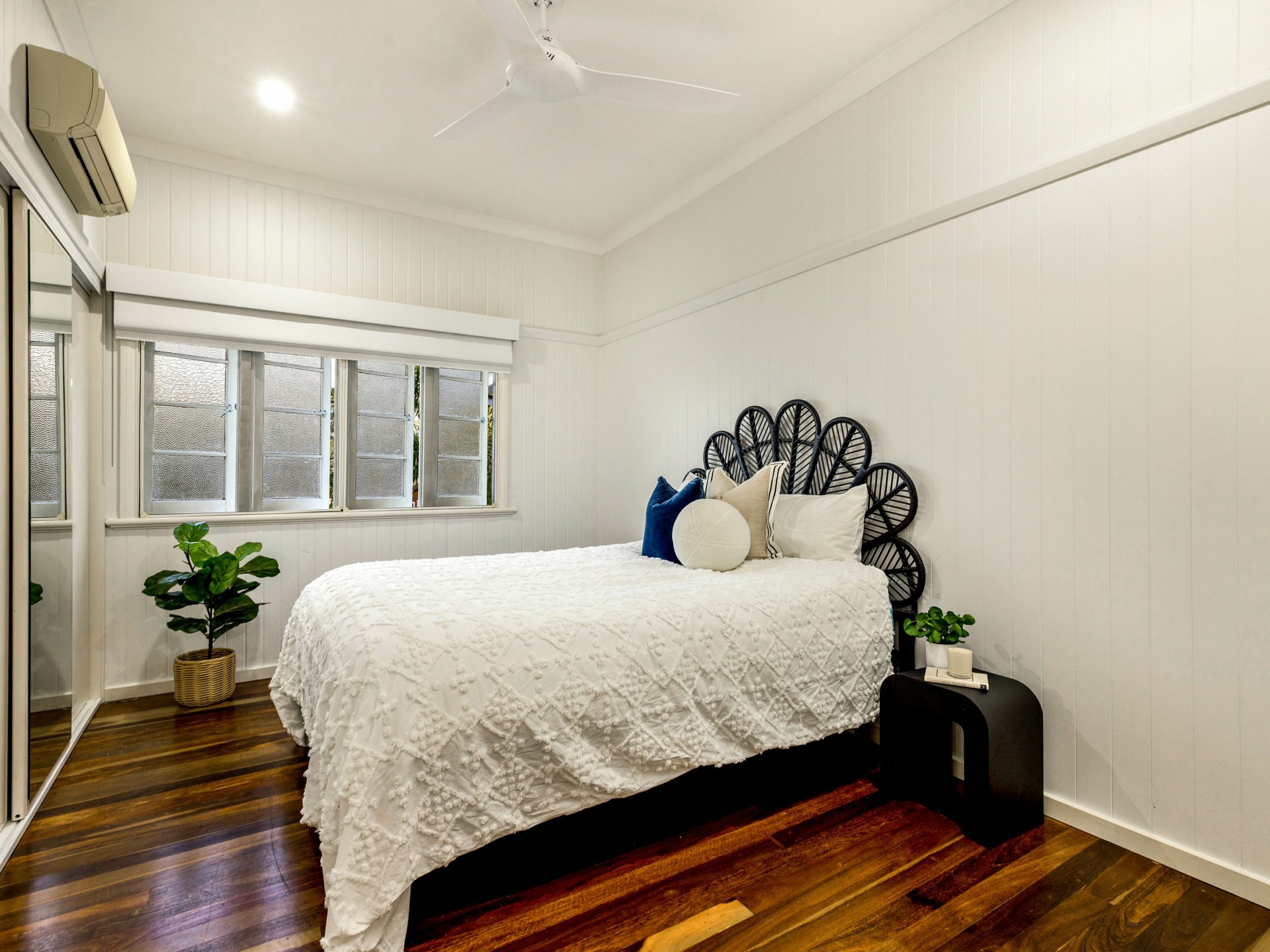 140 Greenslopes Street, EDGE HILL