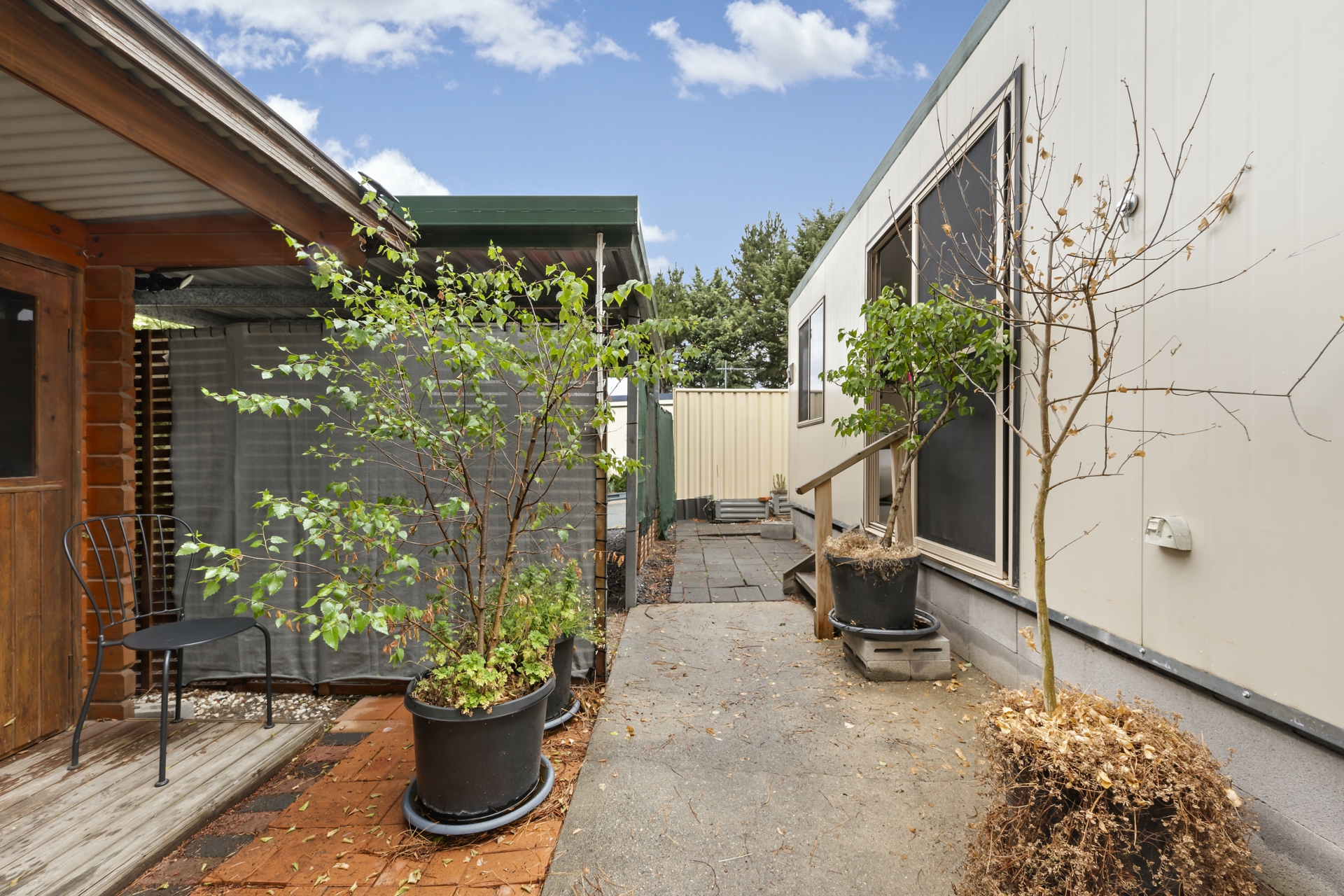 10/1246 Federal Highway, SUTTON