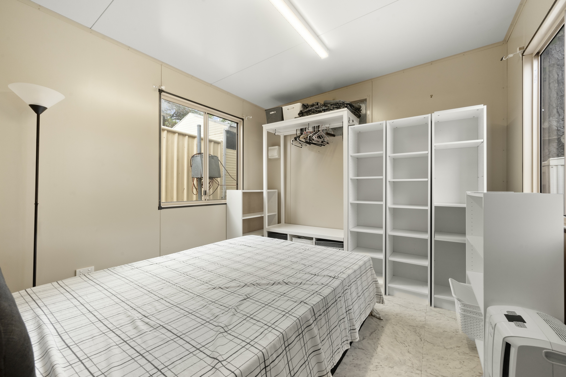 10/1246 Federal Highway, SUTTON