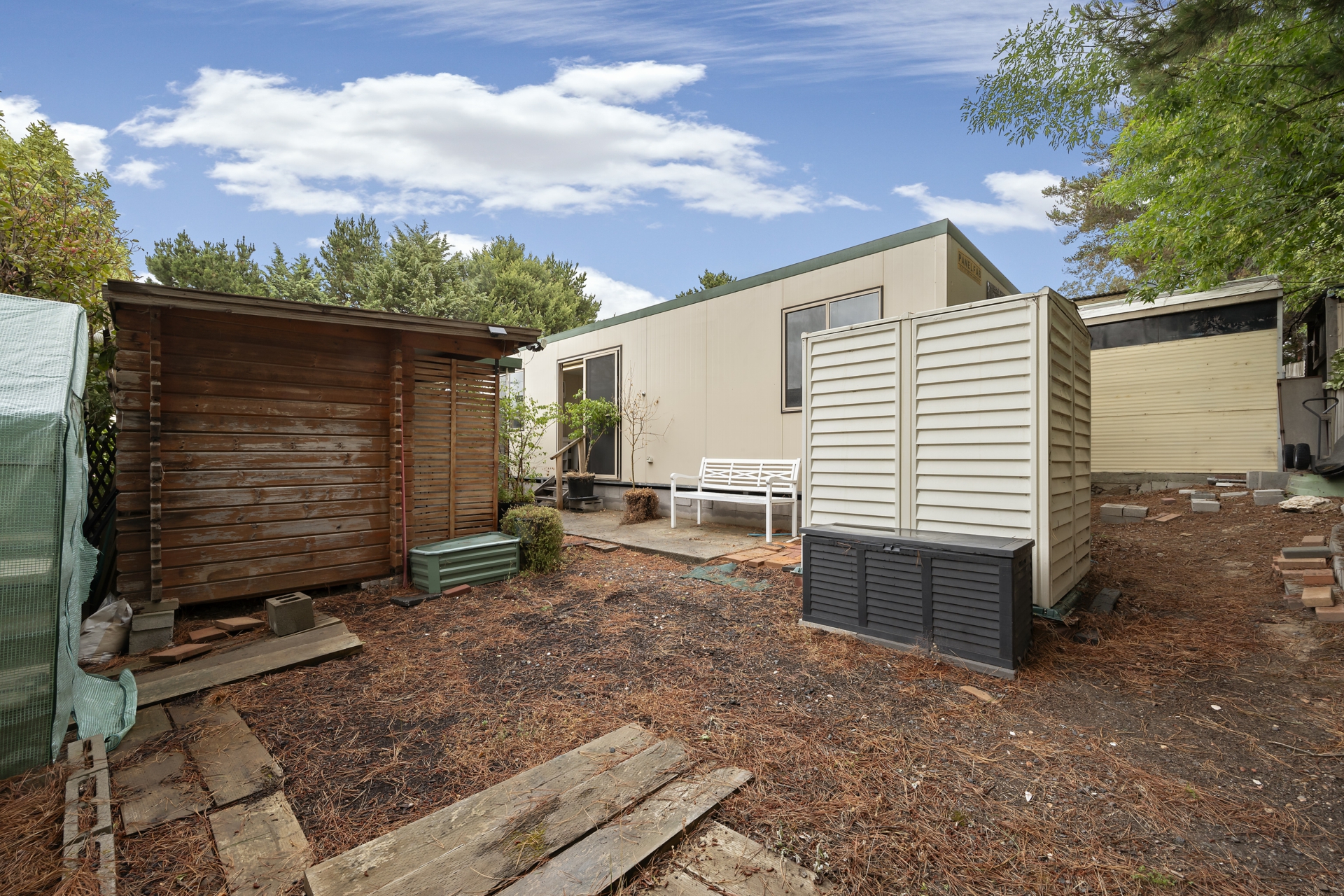 10/1246 Federal Highway, SUTTON